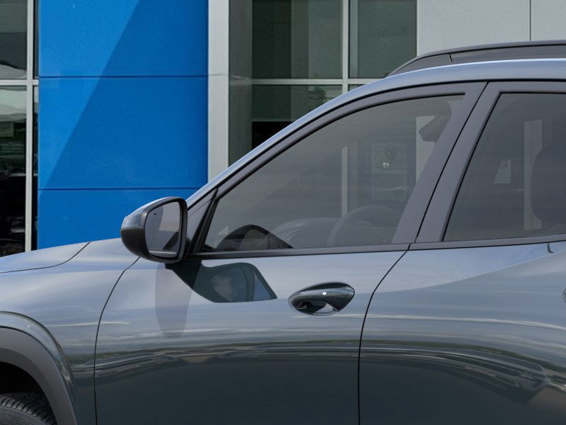 2025 Chevrolet Trax LT photo 11