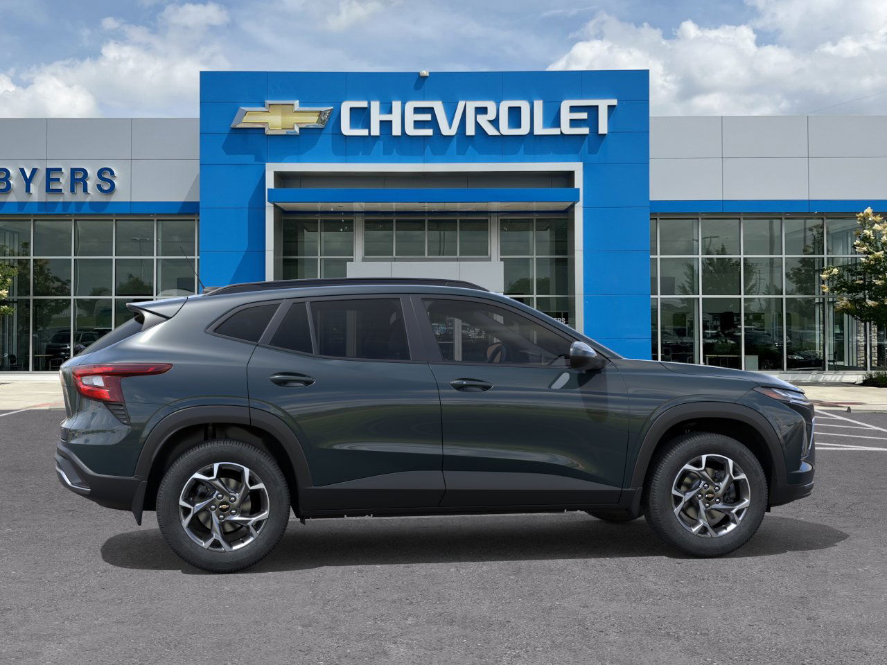 2025 Chevrolet Trax LT photo 4