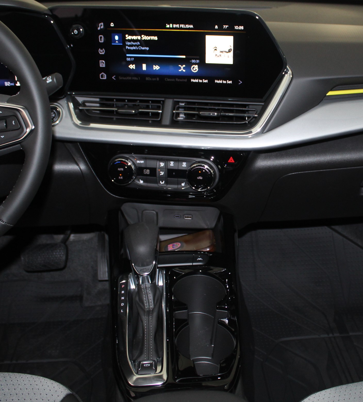 2025 Chevrolet Trax LT photo 10