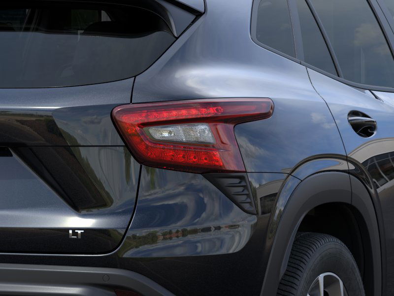 2025 Chevrolet Trax LT photo 10