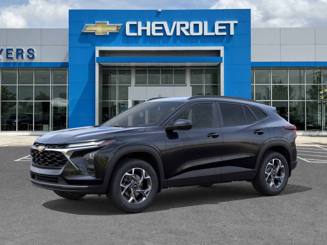 2025 Chevrolet Trax LT photo 2