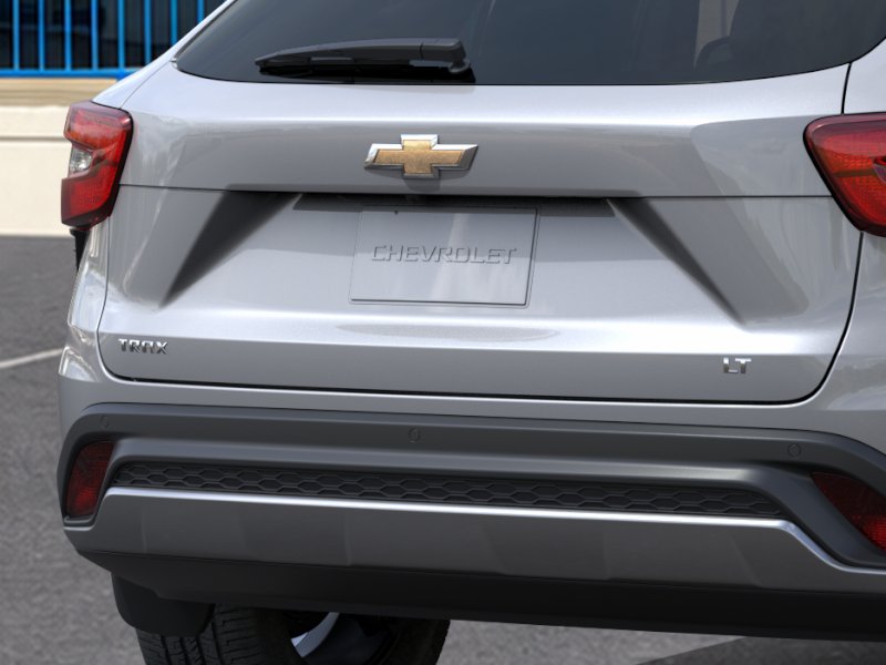 New 2026 Sterling Gray Metallic Chevrolet LT image 38