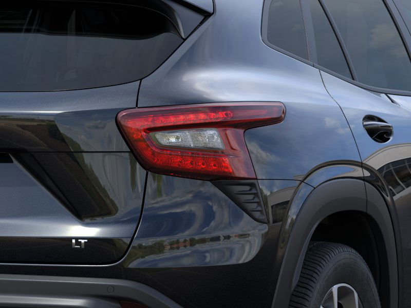 2025 Chevrolet Trax LT photo 11
