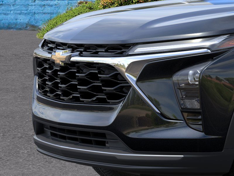 2025 Chevrolet Trax LT photo 13