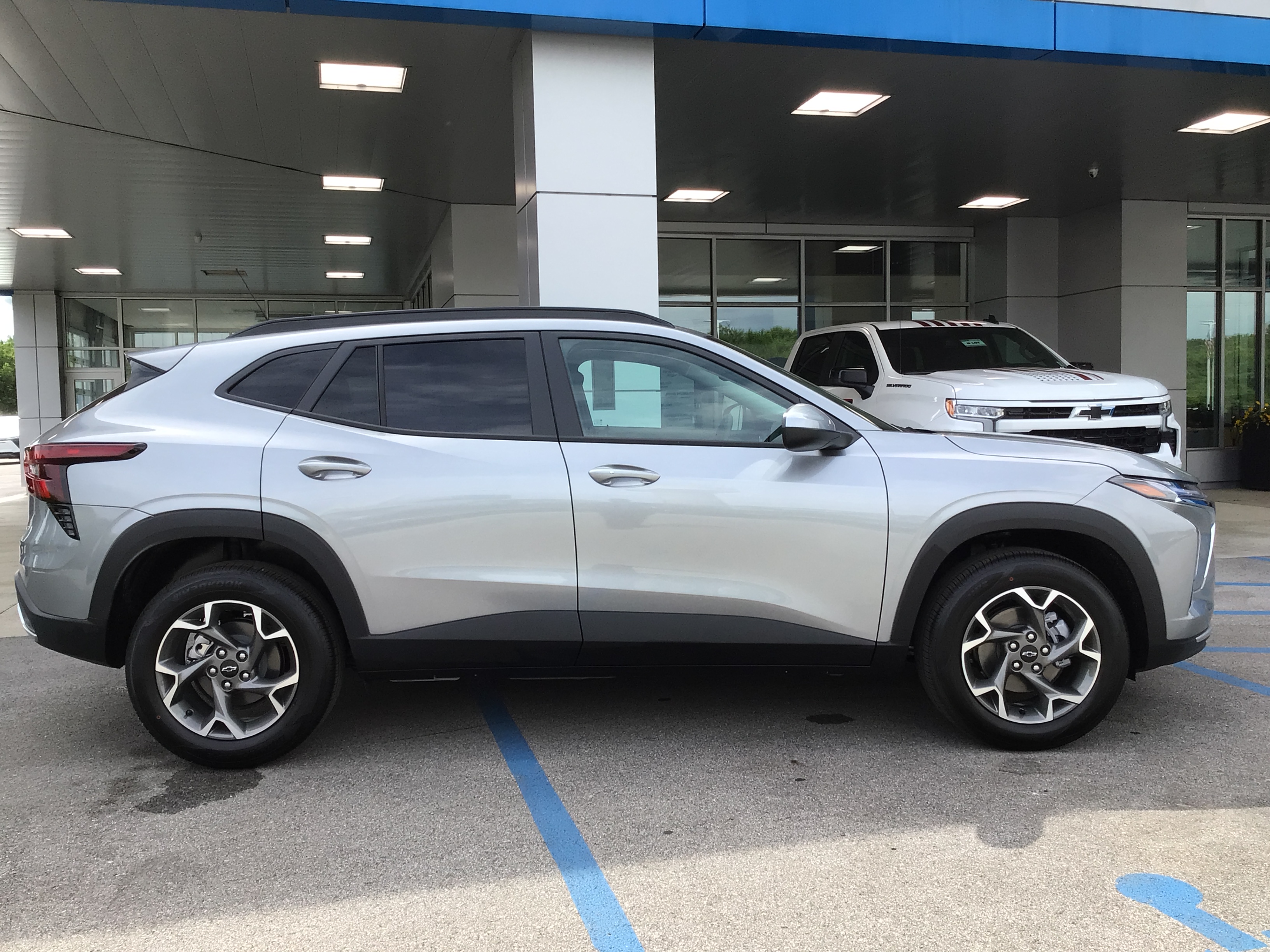 New 2026 Sterling Gray Metallic Chevrolet LT image 4