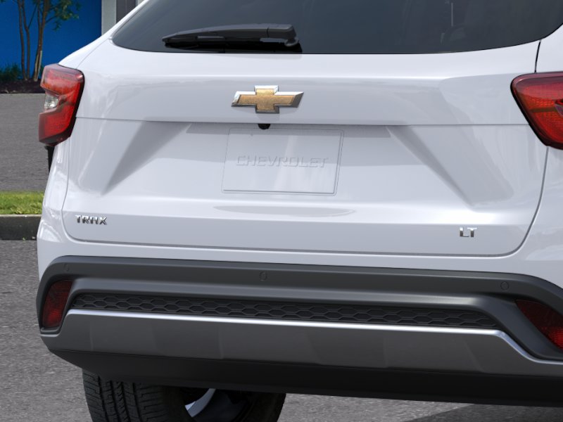 New 2026 Summit White Chevrolet LT image 40