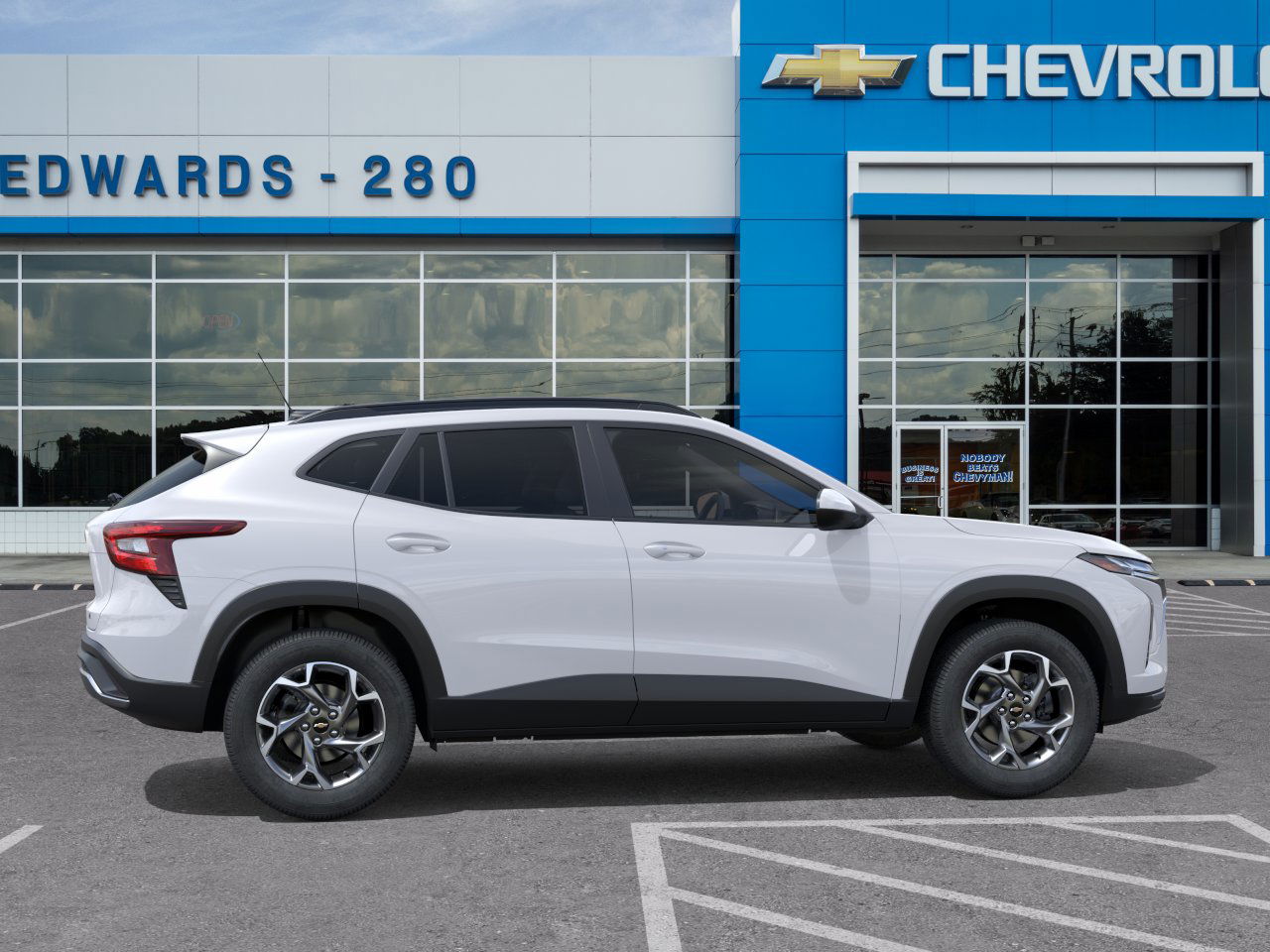 2025 Chevrolet Trax LT photo 2