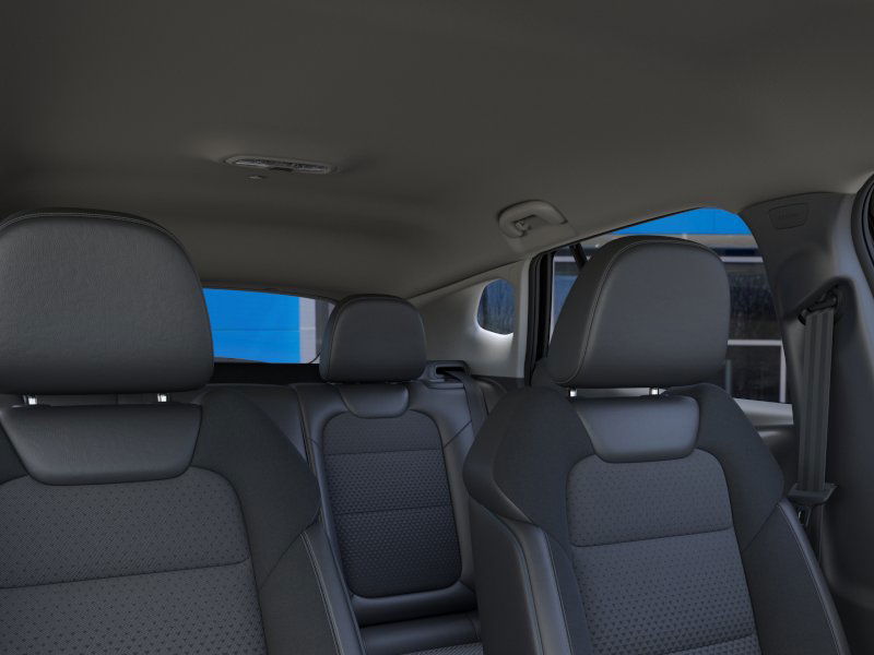 2025 Chevrolet Trax LT photo 19