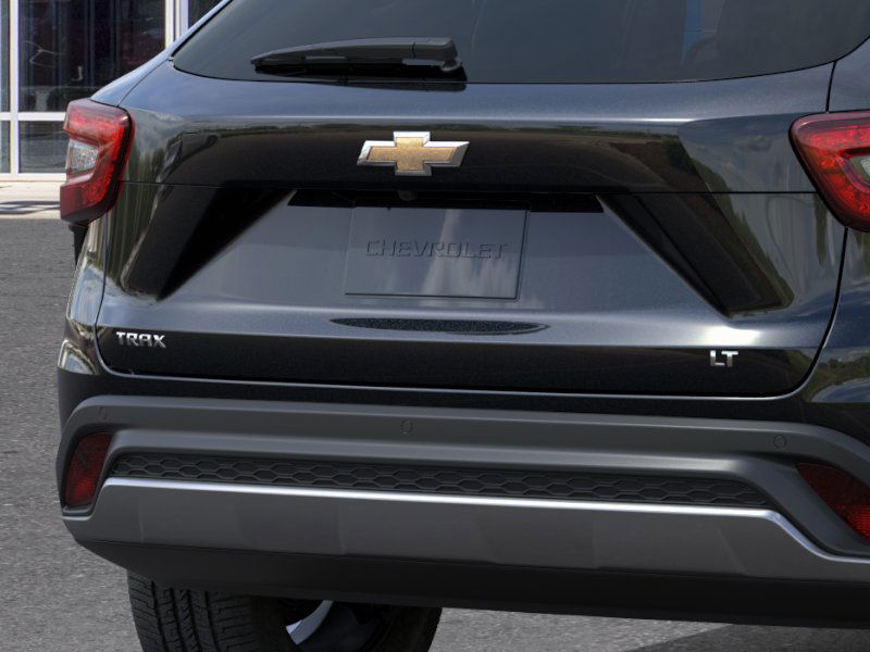 2025 Chevrolet Trax LT photo 9