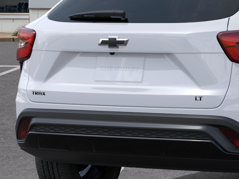 New 2026 Summit White Chevrolet LT image 38