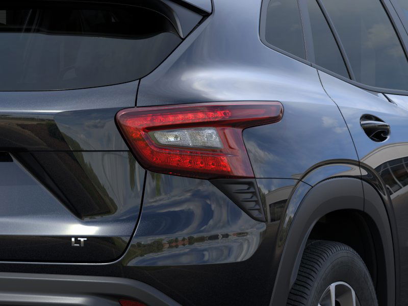 2025 Chevrolet Trax LT photo 30