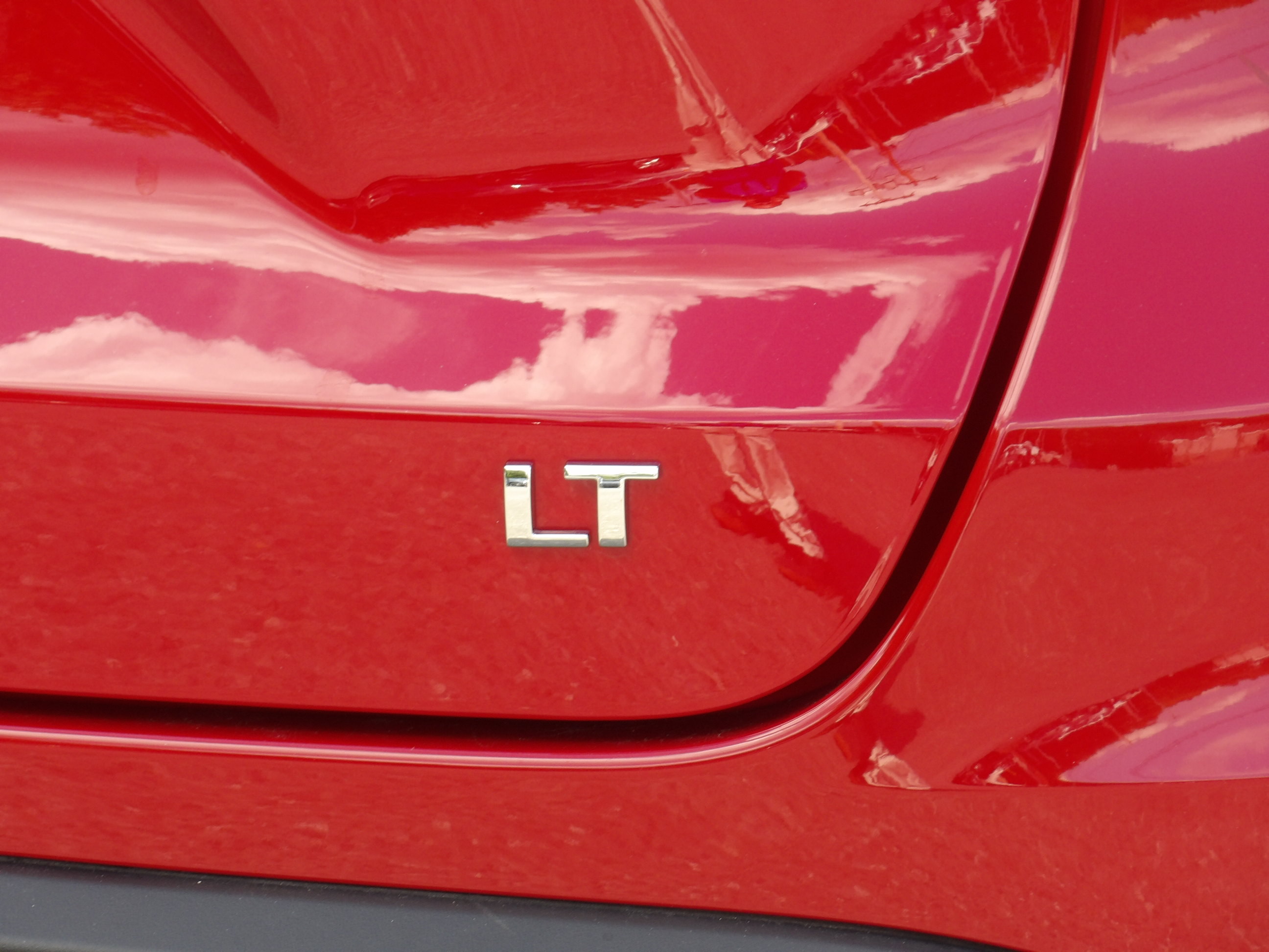 Used 2026 Apex Red Chevrolet LT image 10