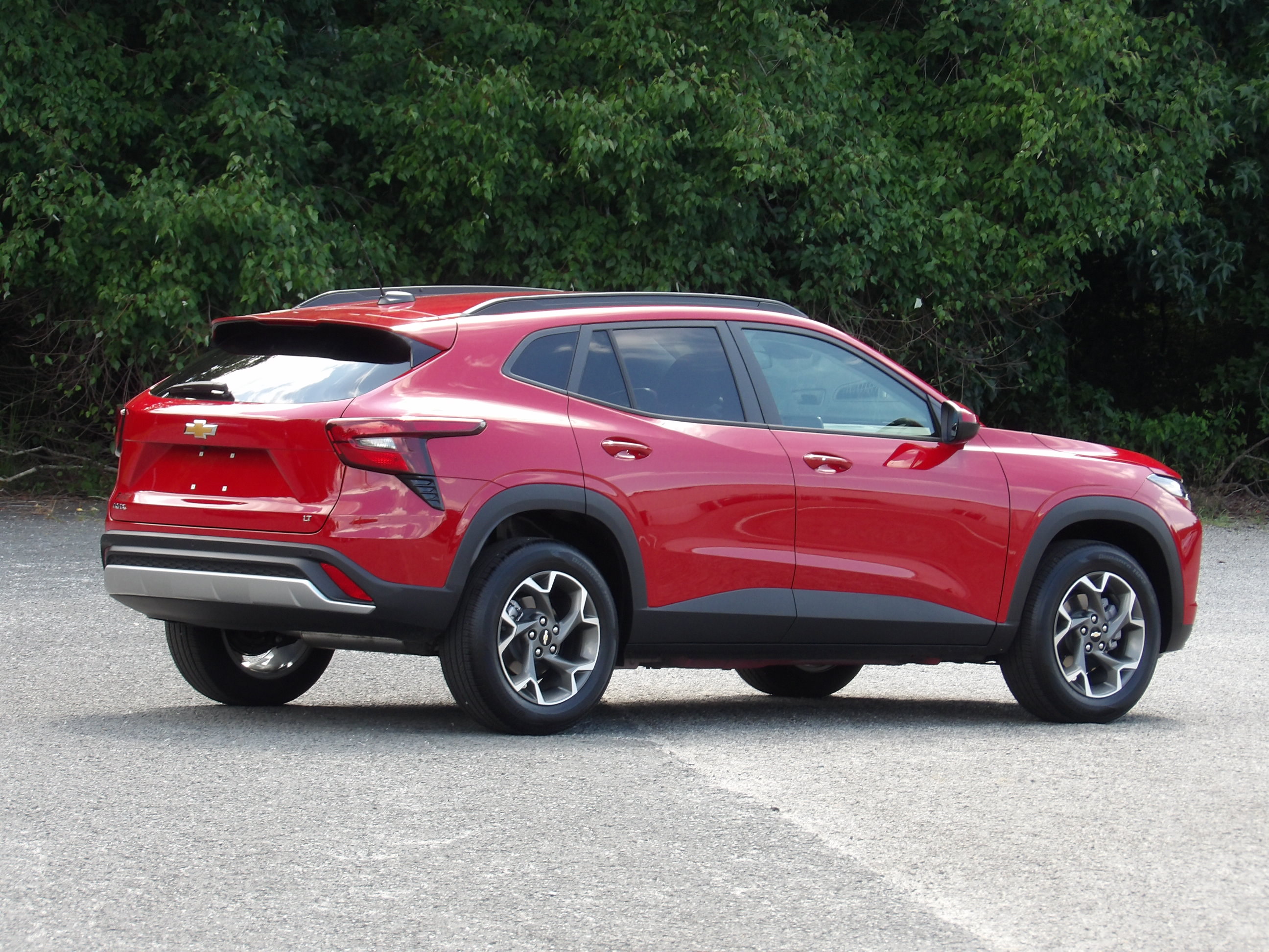 Used 2026 Apex Red Chevrolet LT image 6
