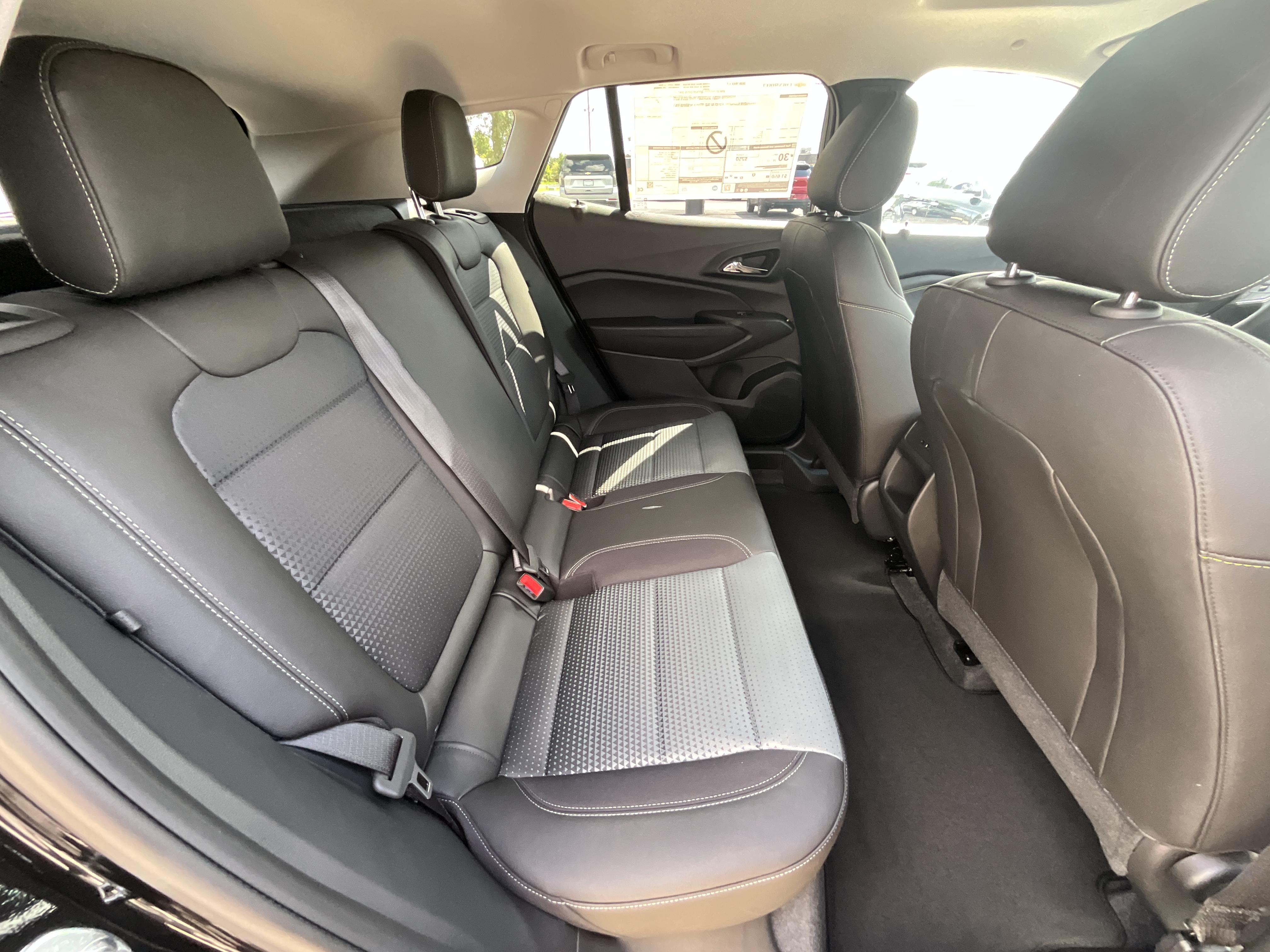 New 2026 Mosaic Black Metallic Chevrolet LT image 17