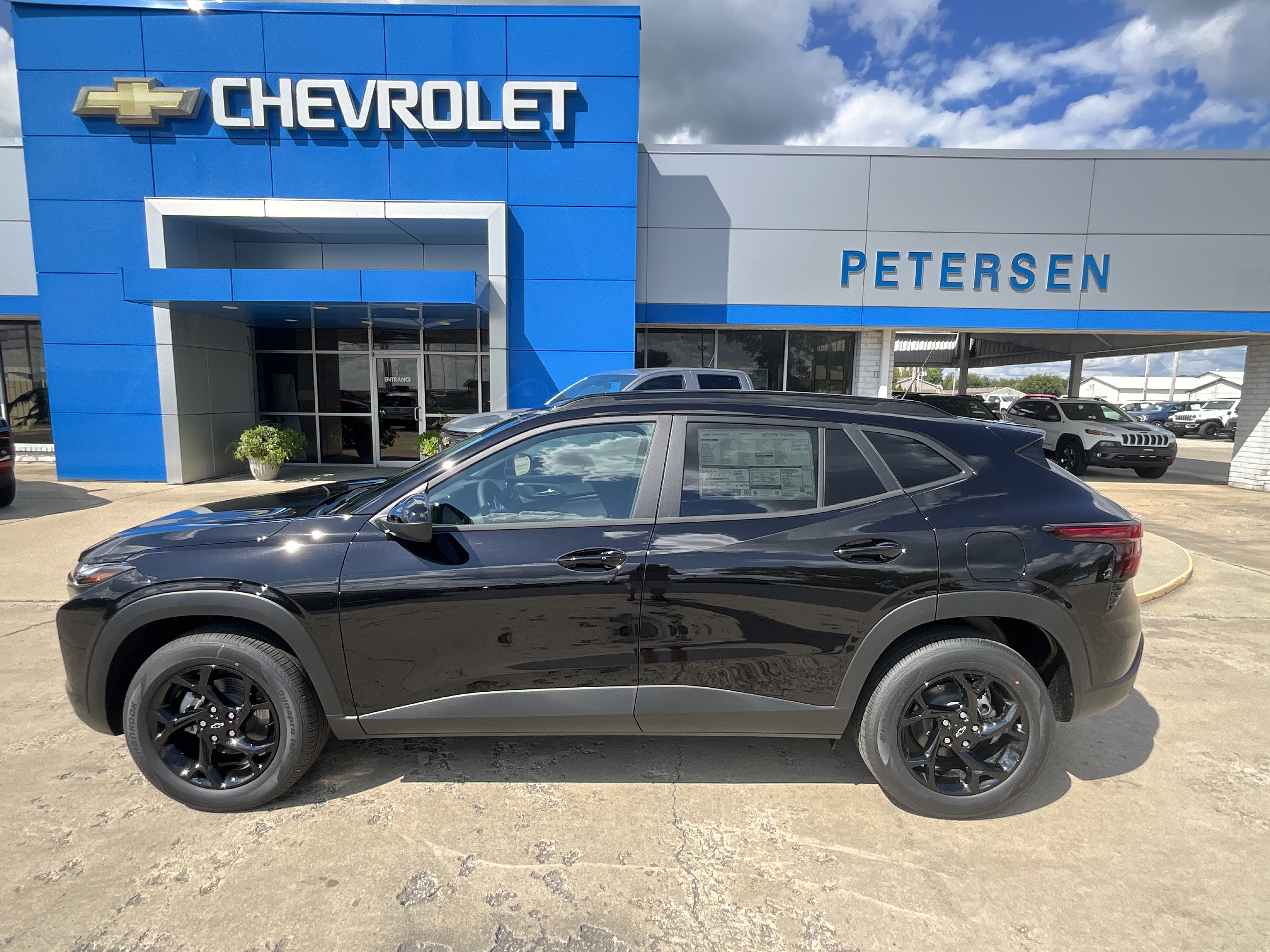 New 2026 Mosaic Black Metallic Chevrolet LT image 2