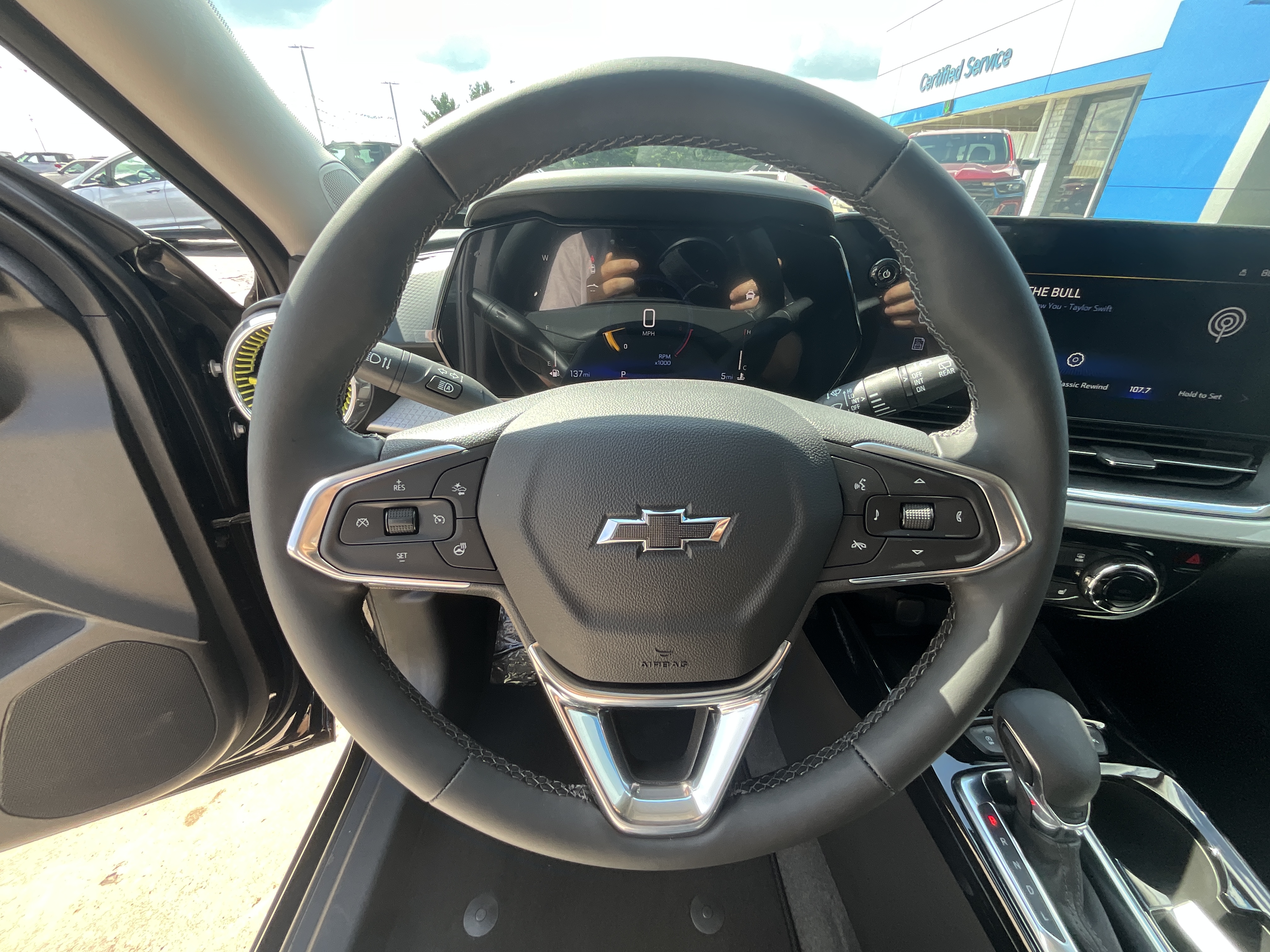 New 2026 Mosaic Black Metallic Chevrolet LT image 8