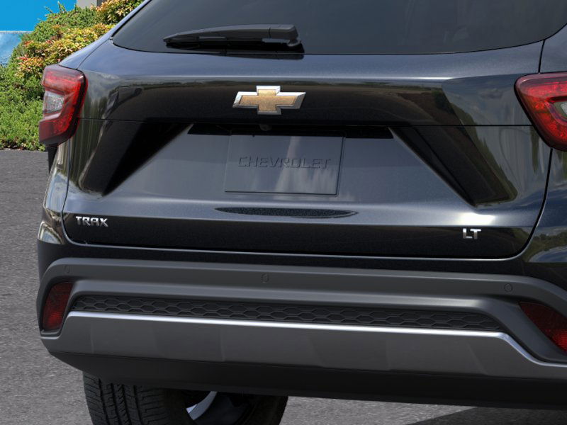 2025 Chevrolet Trax LT photo 14