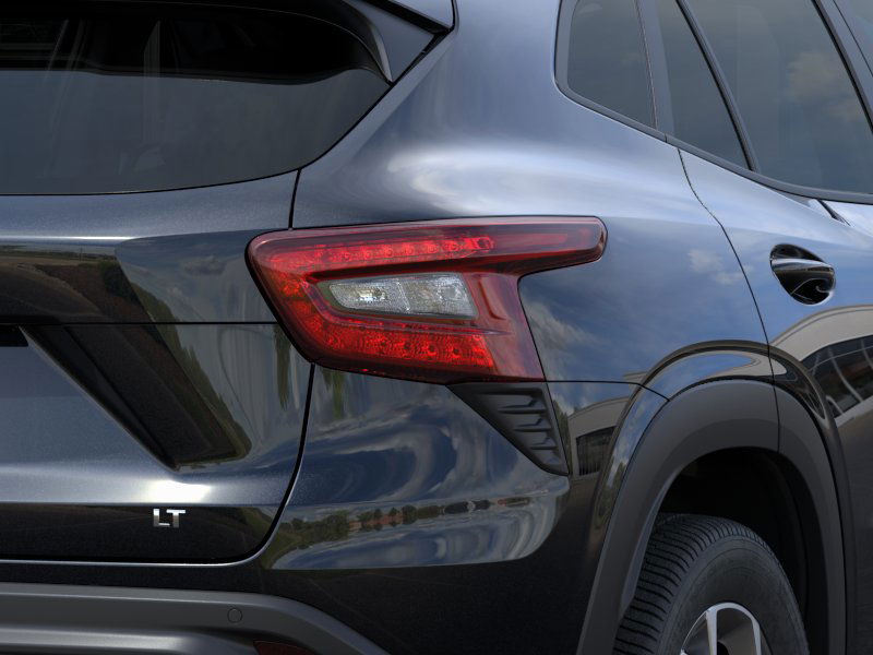 2025 Chevrolet Trax LT photo 11