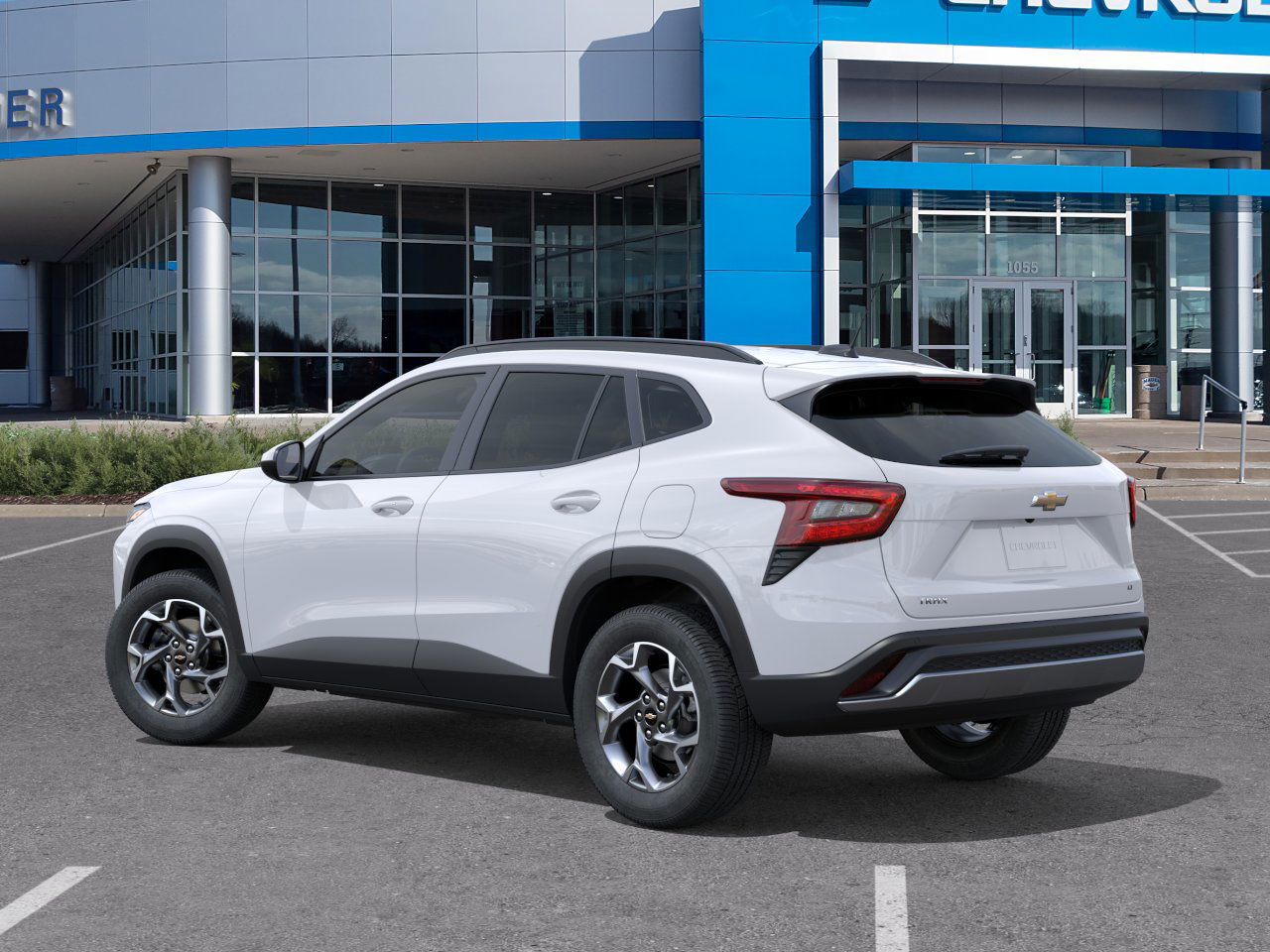2026 Chevrolet Trax LT photo 3