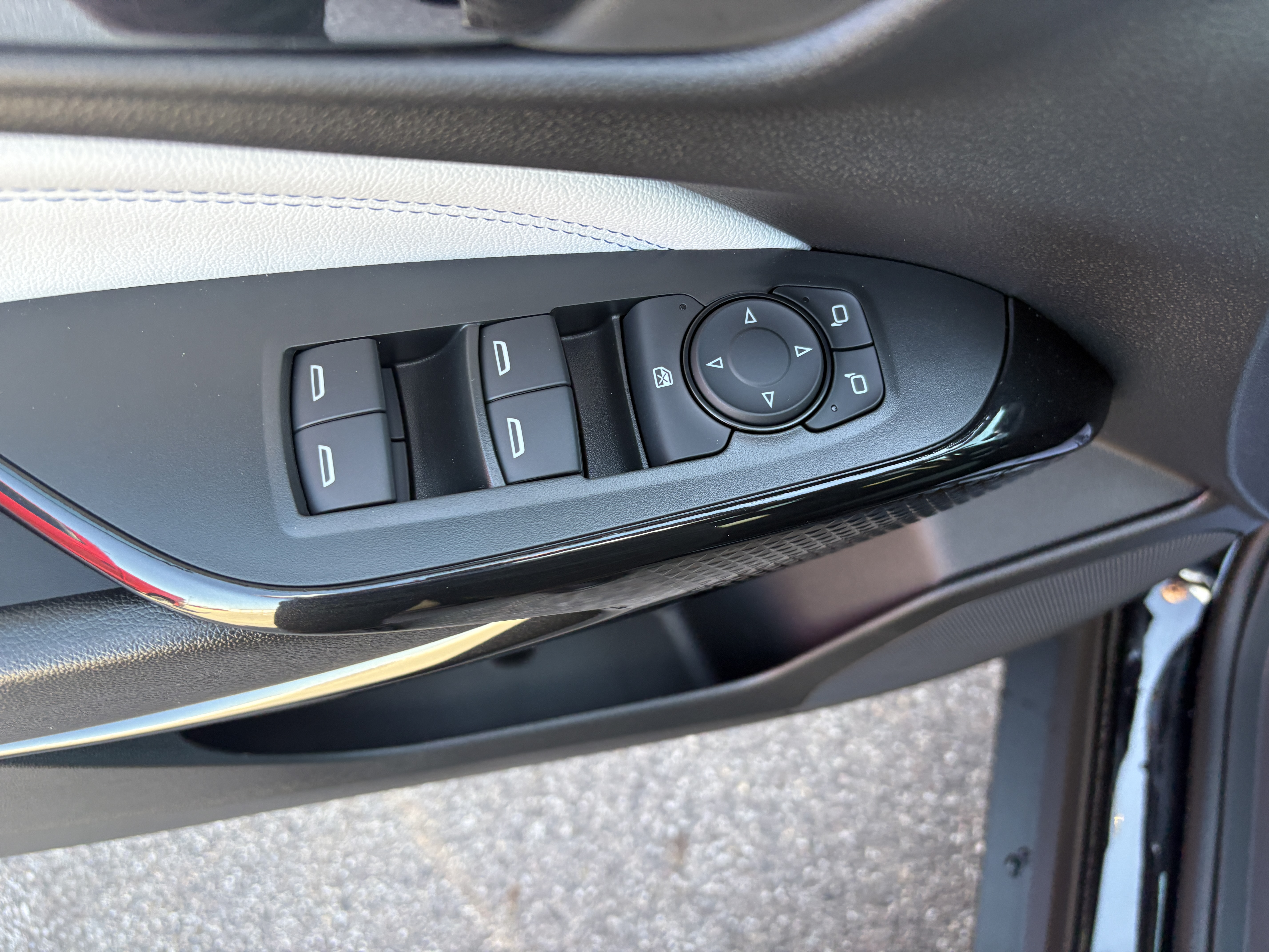 2026 Chevrolet Trax RS - Photo 8