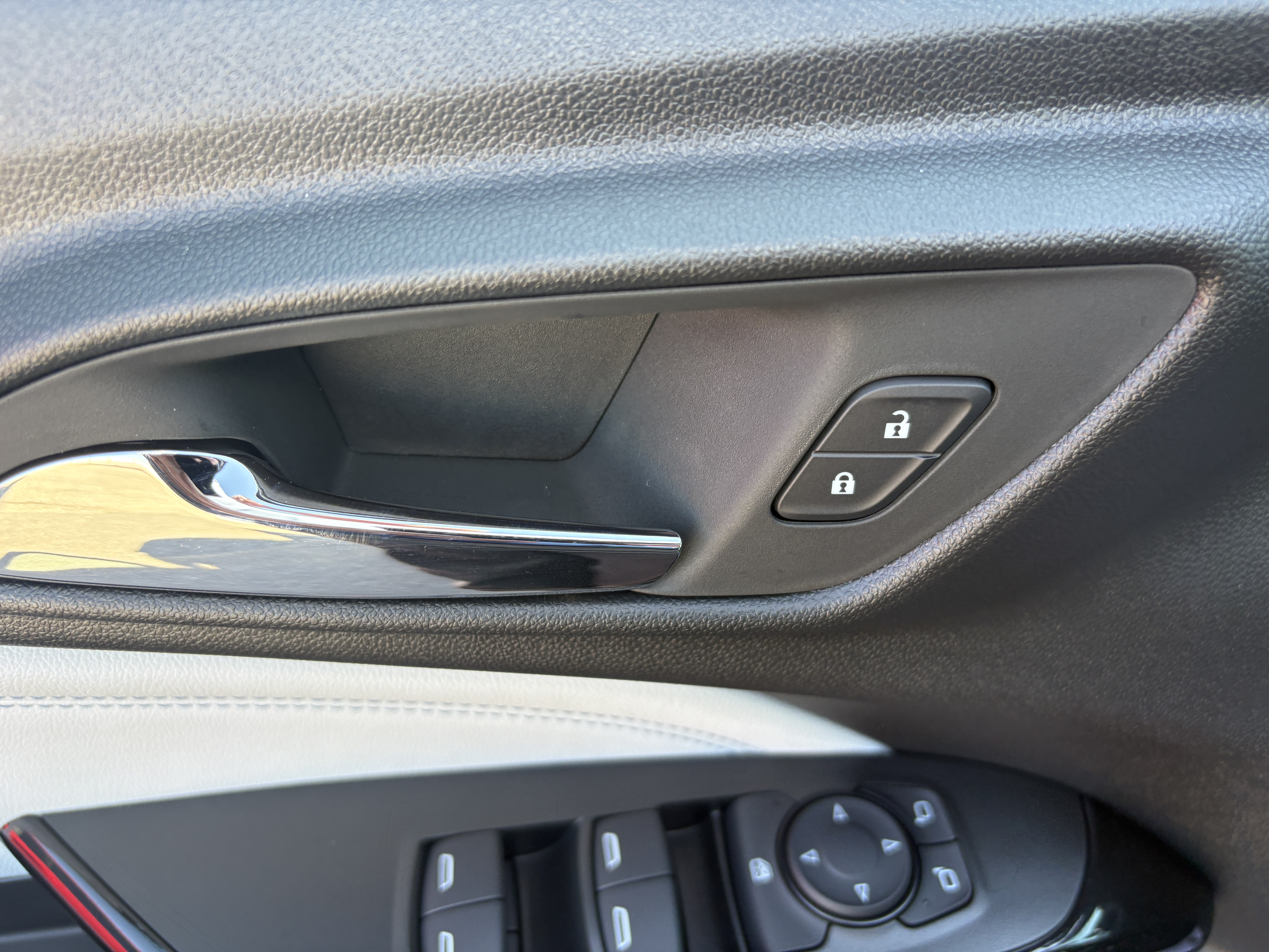 2026 Chevrolet Trax RS - Photo 9