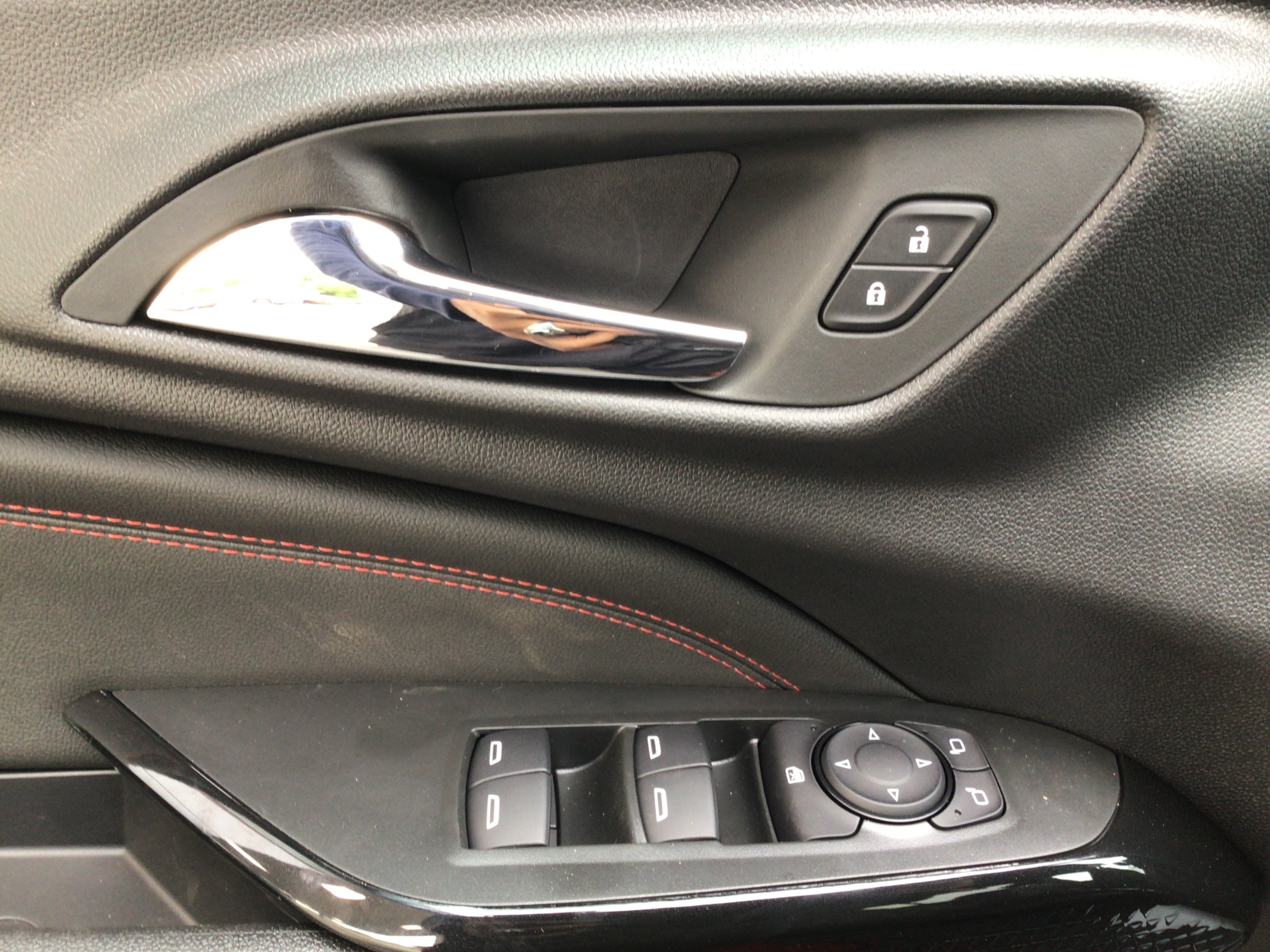 2026 Chevrolet Trax RS - Photo 17