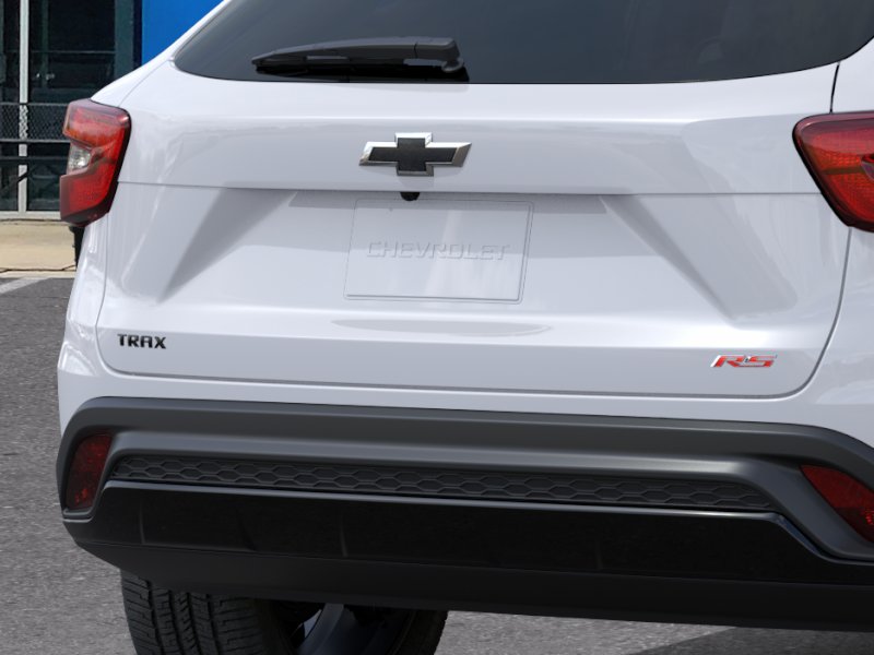 New 2026 Summit White Chevrolet 2RS image 38