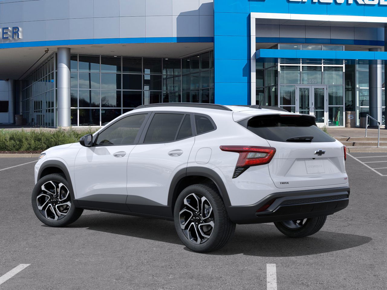 2025 Chevrolet Trax photo 3