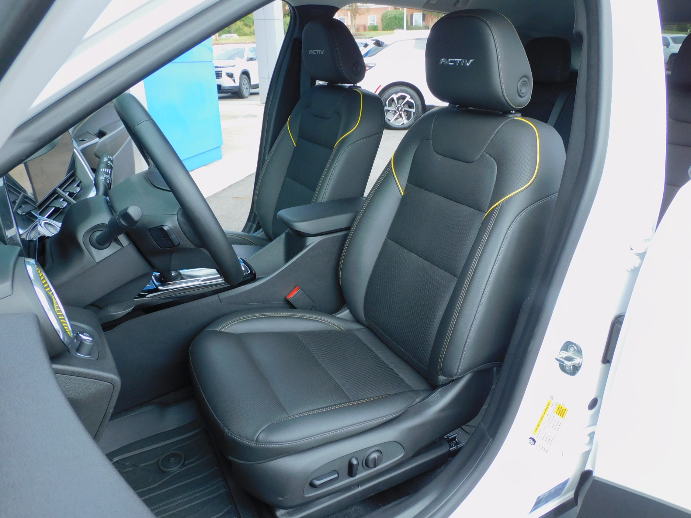 2024 Chevrolet Trax ACTIV photo 12