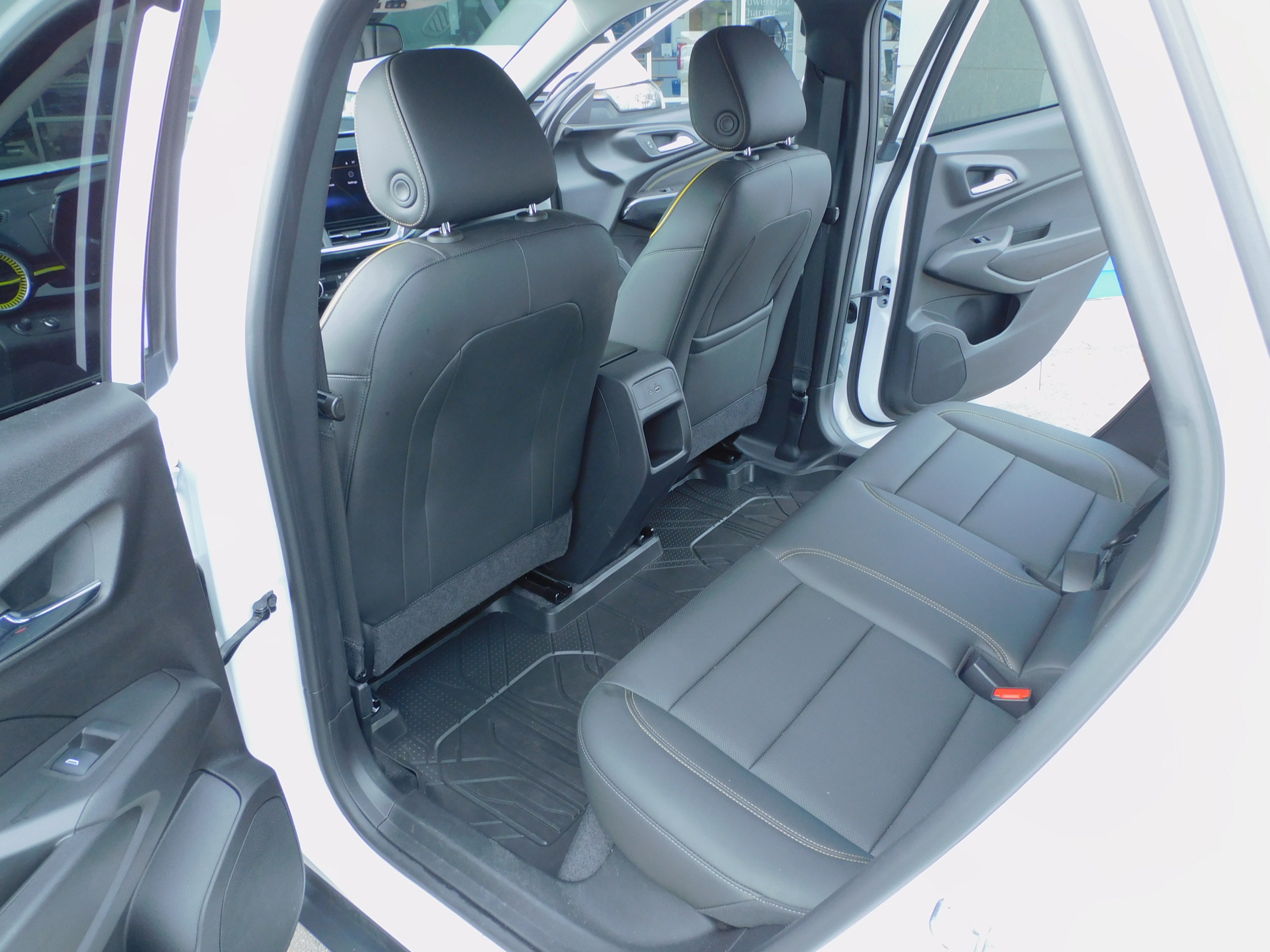 2024 Chevrolet Trax ACTIV photo 13