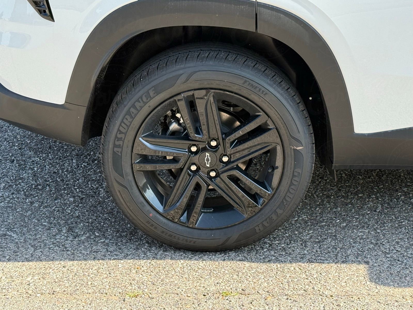 2025 Chevrolet Trax ACTIV photo 8