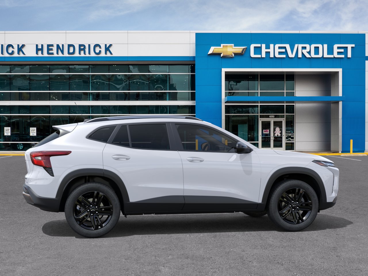 New 2026 Summit White Chevrolet ACTIV image 31