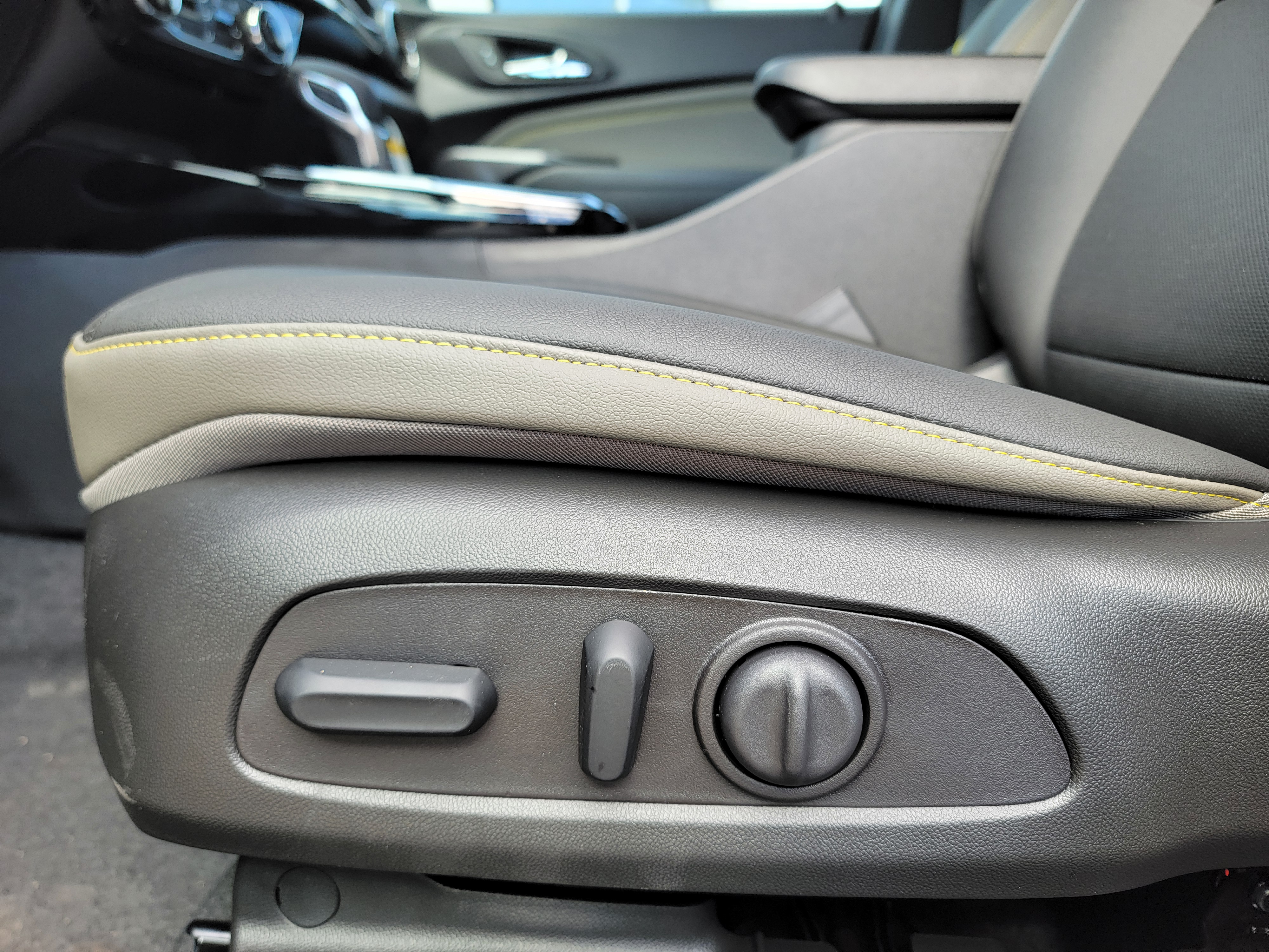 2026 Chevrolet Trax Activ - Photo 13