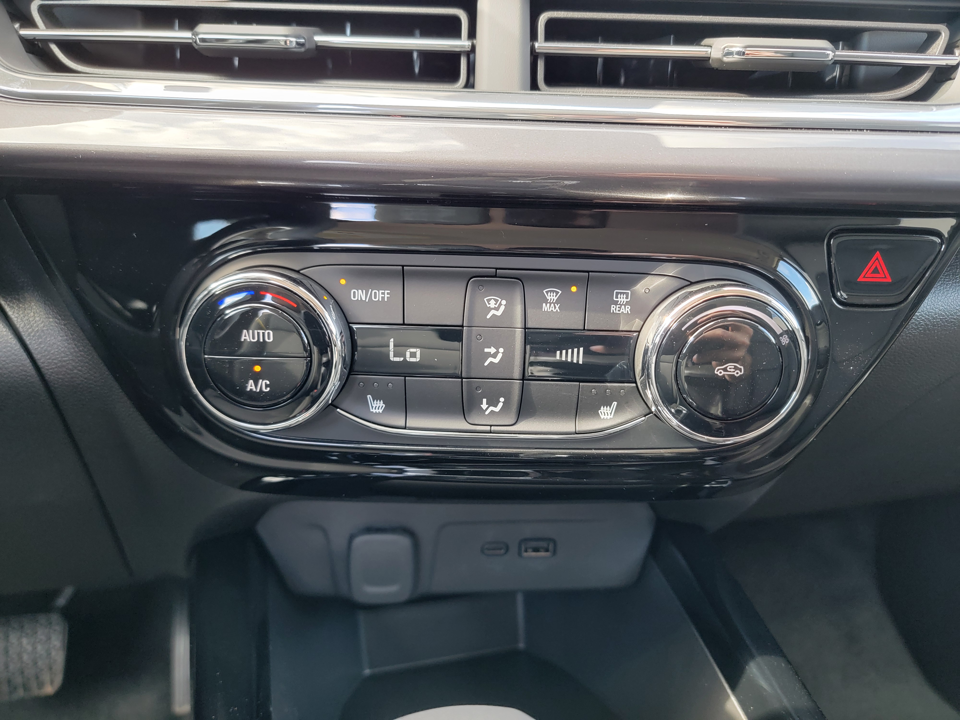 2026 Chevrolet Trax Activ - Photo 21