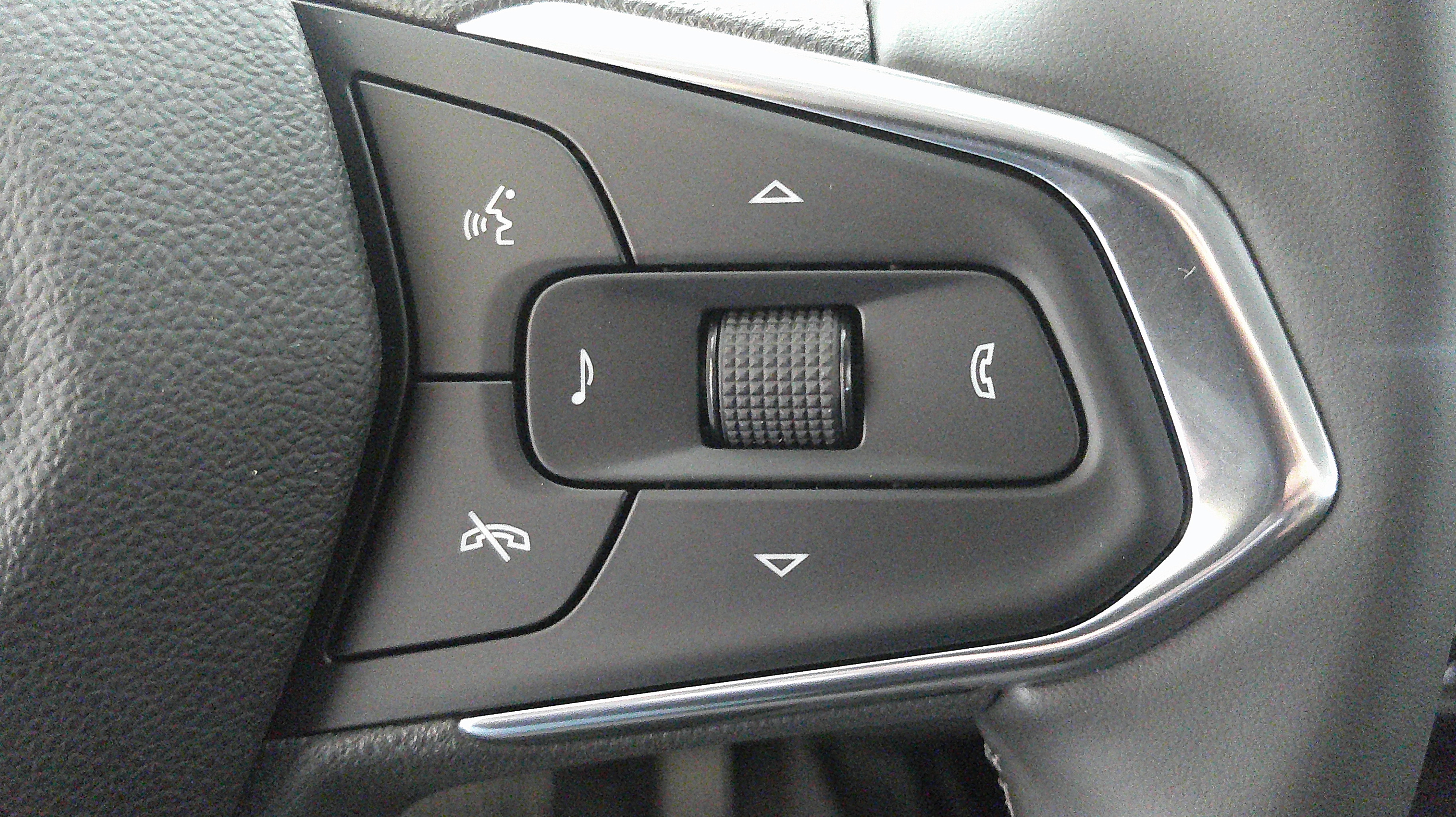 2026 Chevrolet Trax Activ - Photo 19
