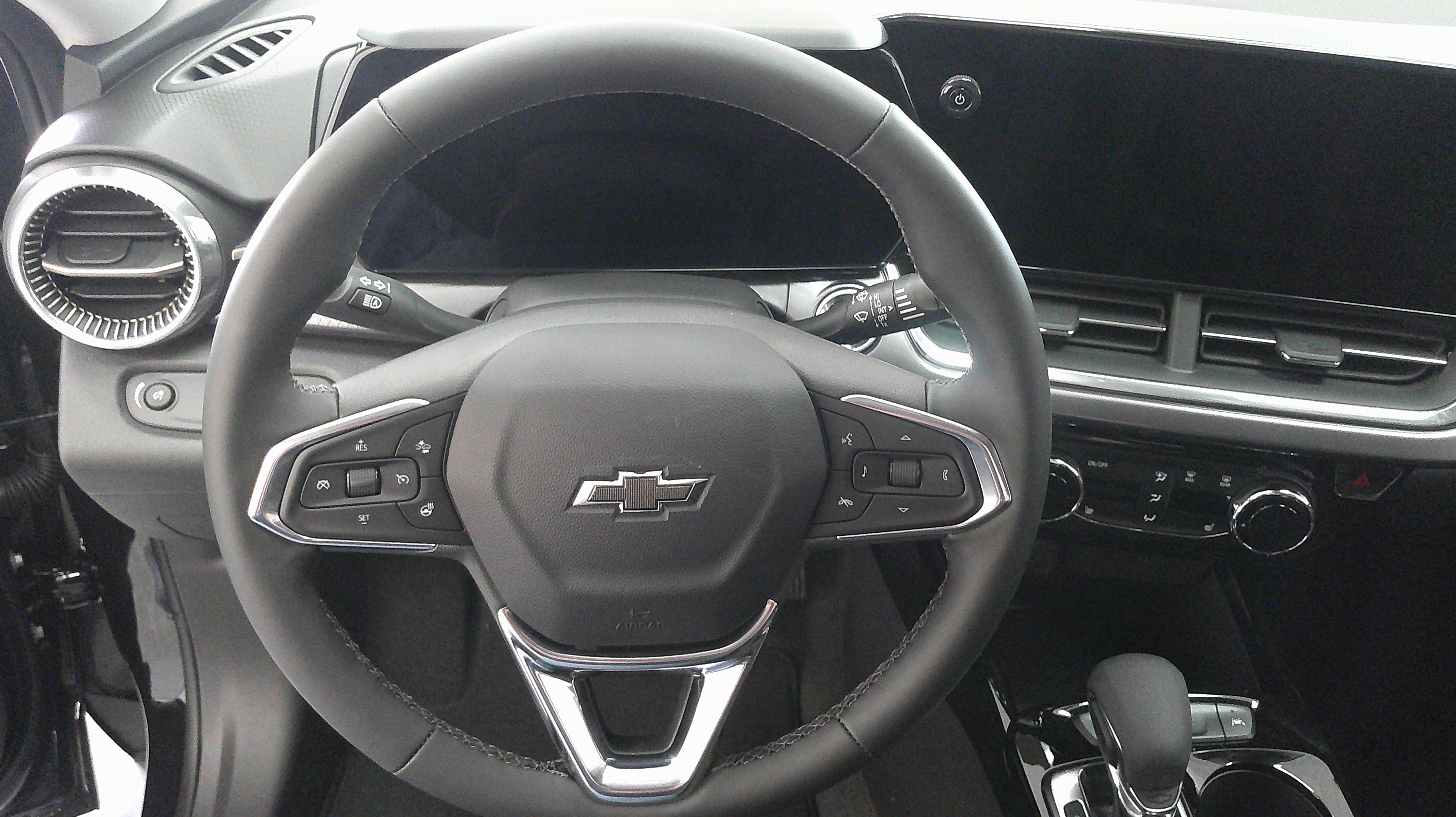 2026 Chevrolet Trax Activ - Photo 17