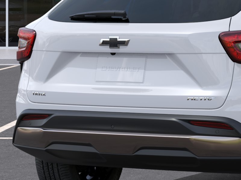 New 2025 Summit White Chevrolet ACTIV image 46