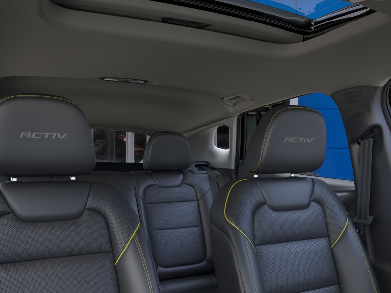 New 2026 Summit White Chevrolet ACTIV image 24