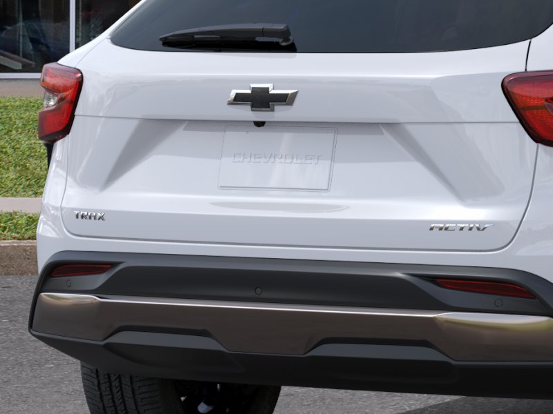 New 2026 Summit White Chevrolet ACTIV image 14
