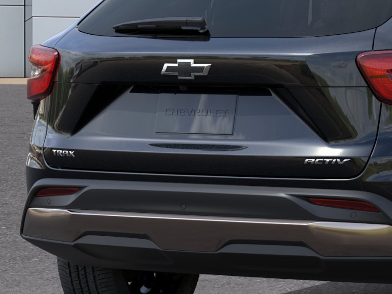 New 2026 Mosaic Black Metallic Chevrolet ACTIV image 15