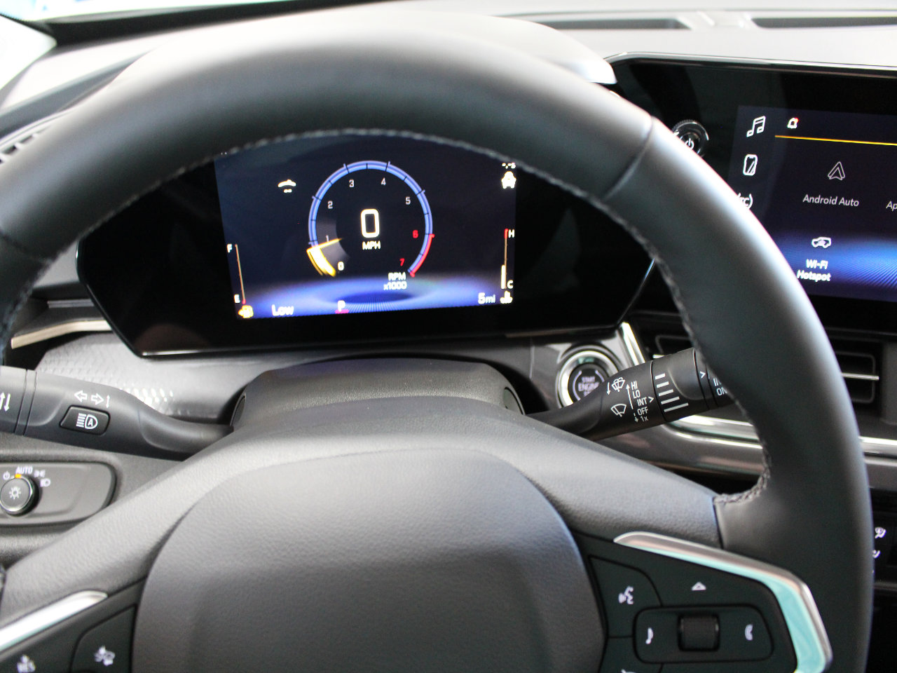 2026 Chevrolet Trax Activ - Photo 13