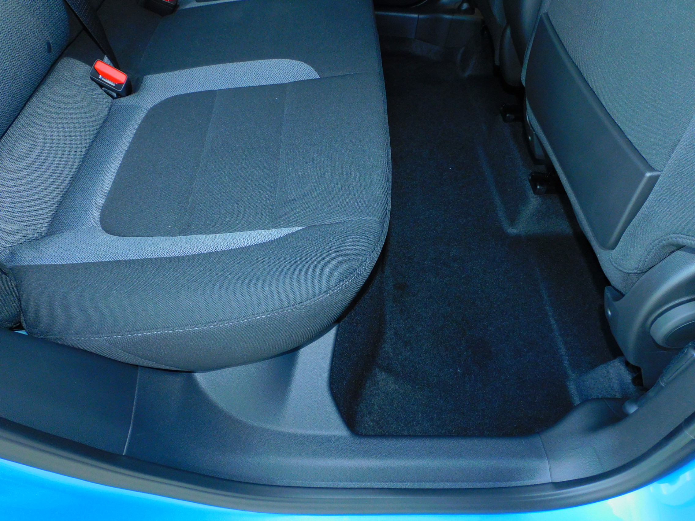 2025 Chevrolet Trailblazer LS photo 21