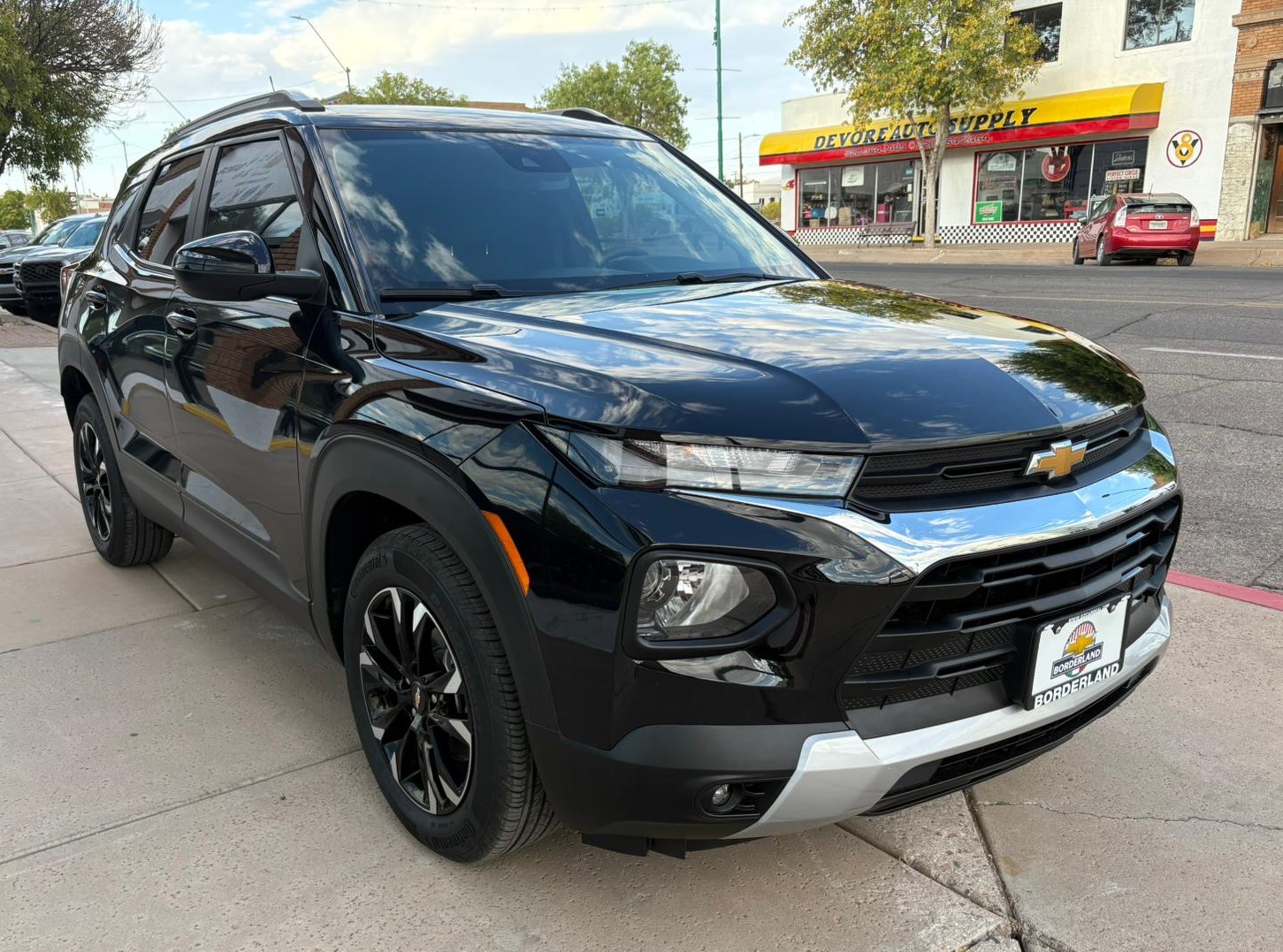 Used 2023 Chevrolet TrailBlazer LT with VIN KL79MPS2XPB161602 for sale in Douglas, AZ