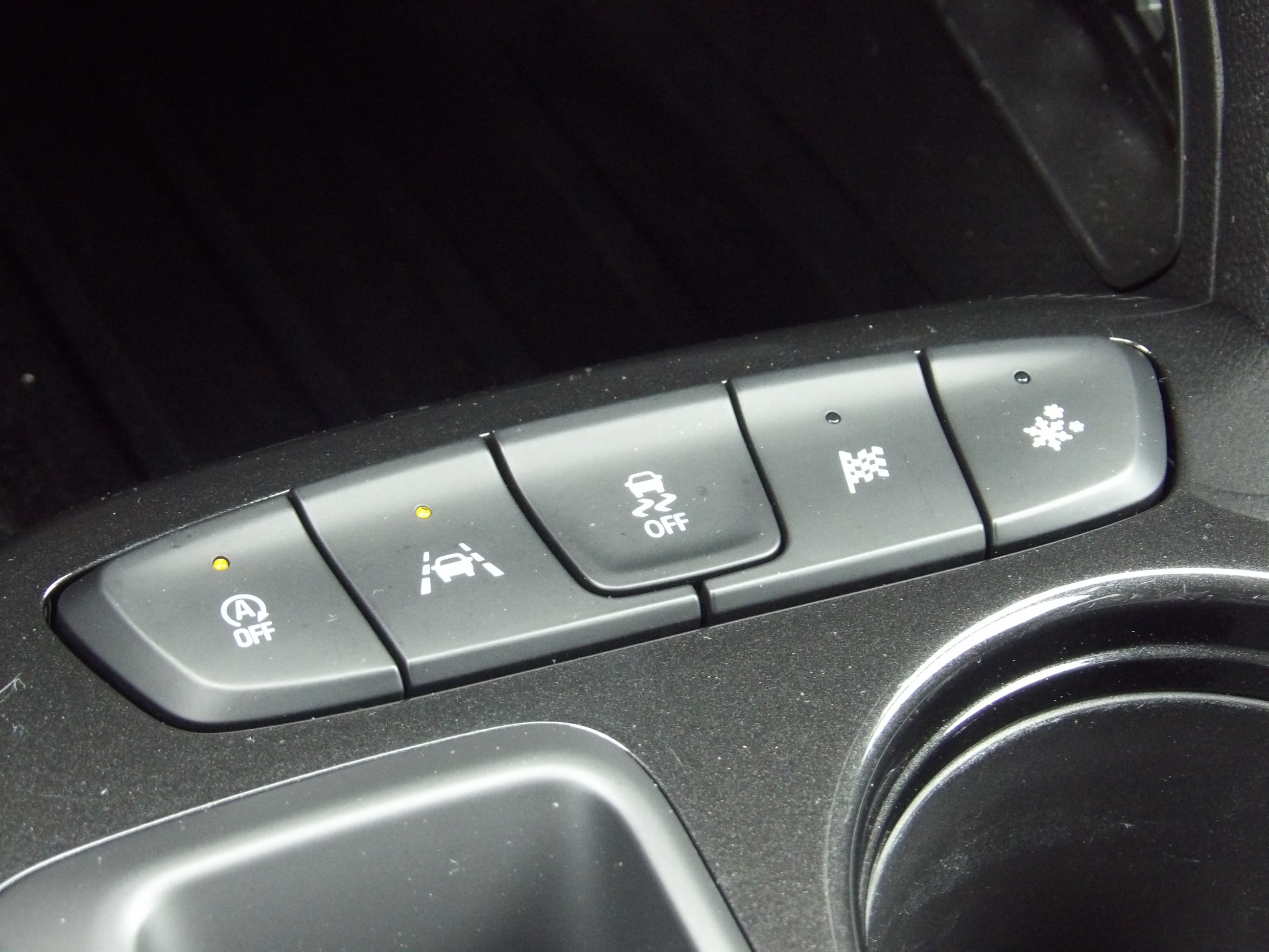 Used 2025 Summit White Chevrolet LT image 23