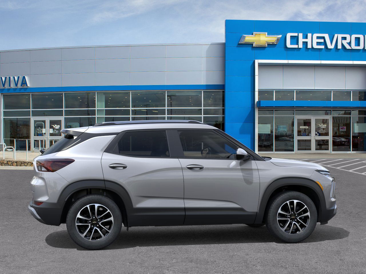 View vehicle photo 5