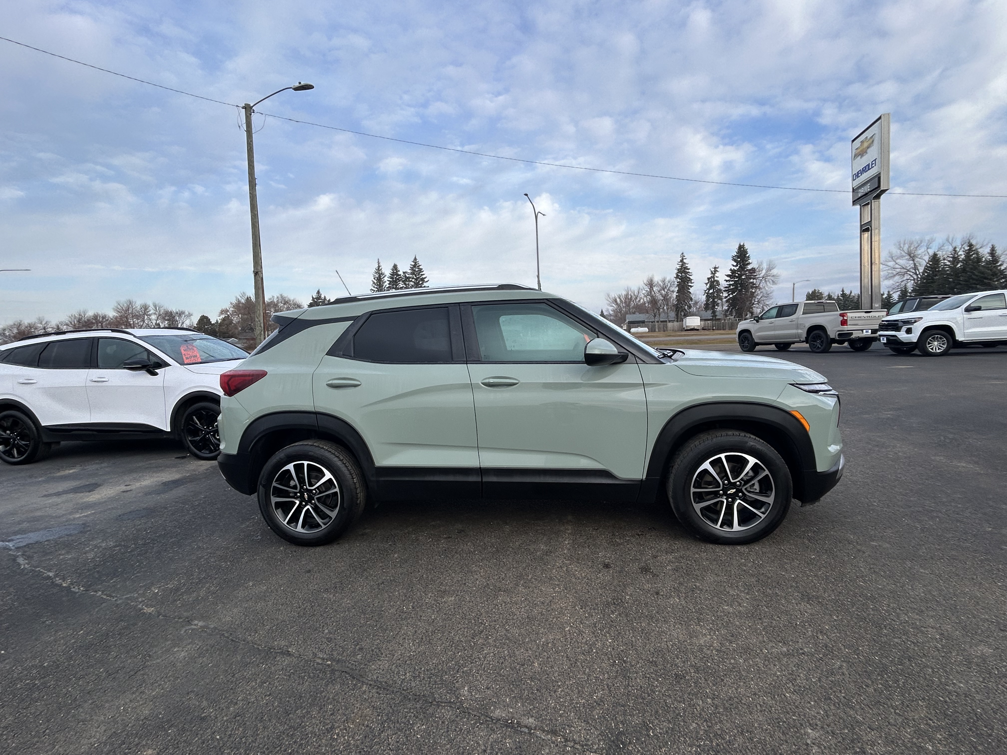 2025 Chevrolet Trailblazer LT's photo