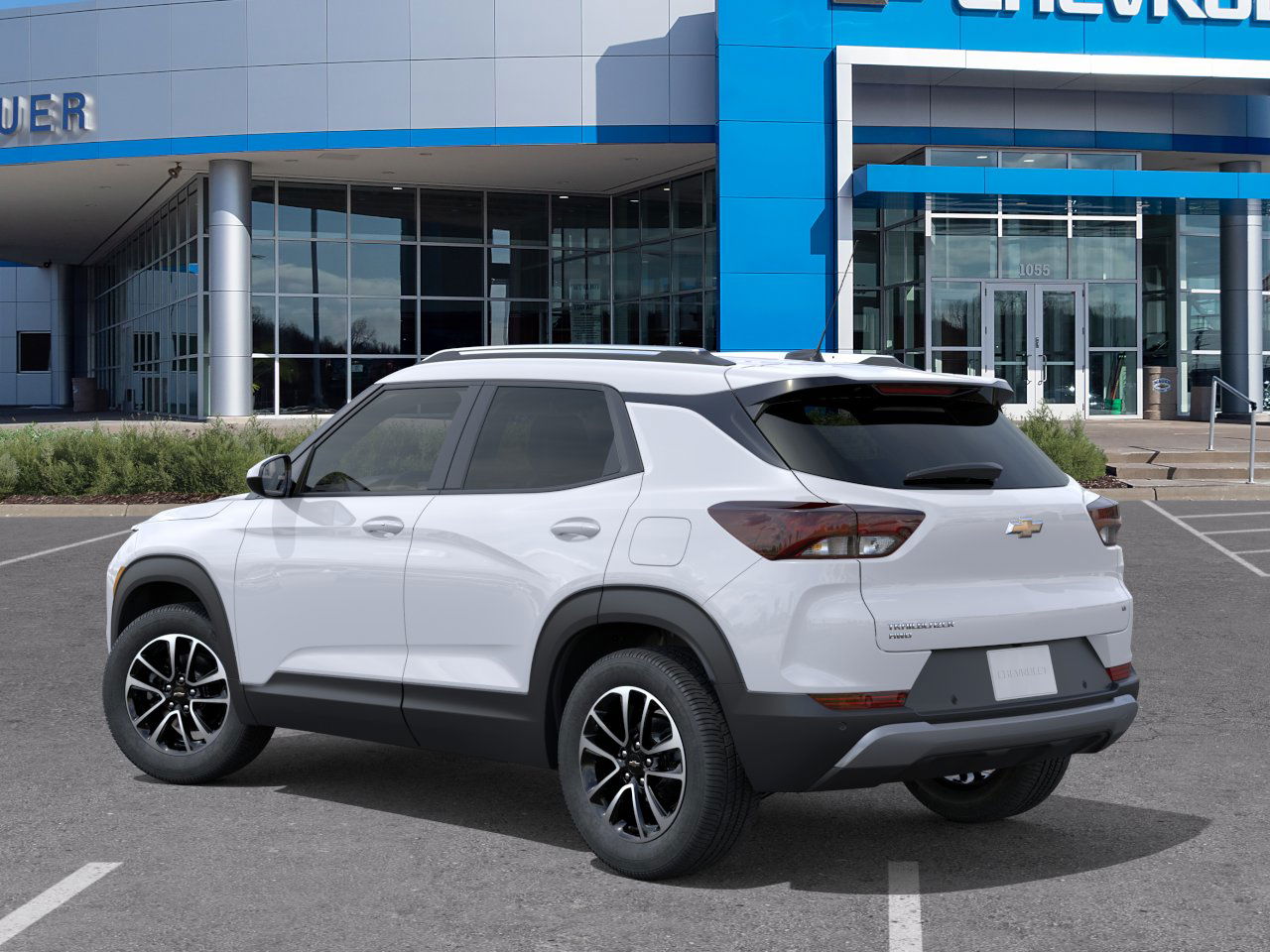 2026 Chevrolet Trailblazer LT photo 3