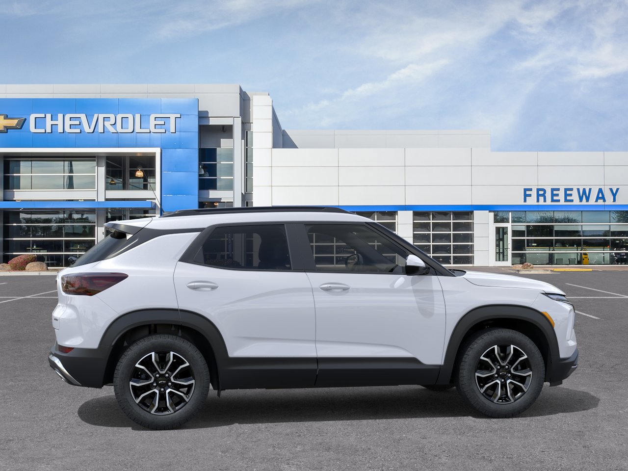 New 2026 Iridescent Pearl Tricoat Chevrolet ACTIV image 5