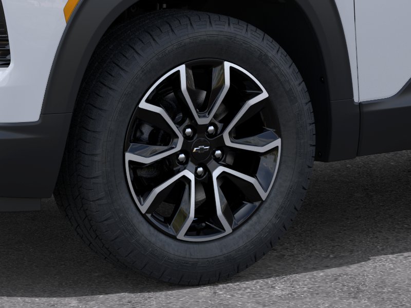New 2026 Iridescent Pearl Tricoat Chevrolet ACTIV image 9