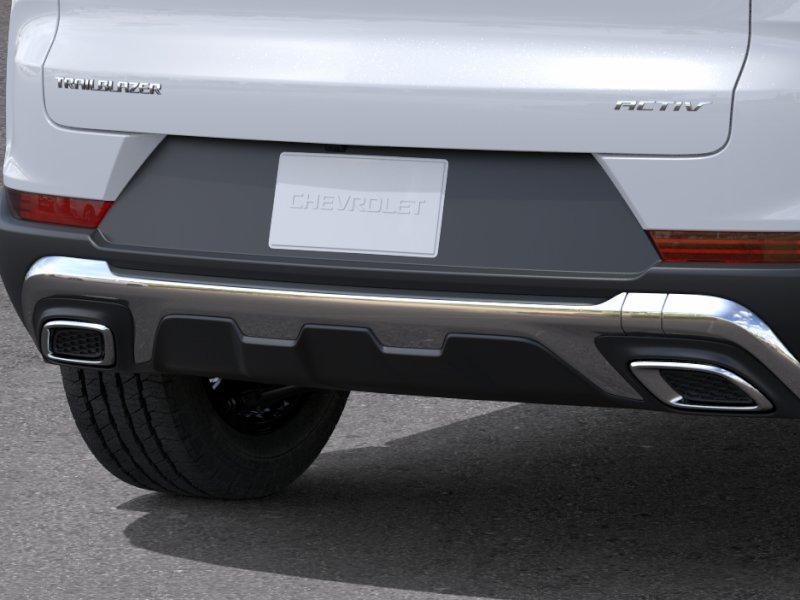 New 2026 Iridescent Pearl Tricoat Chevrolet ACTIV image 14